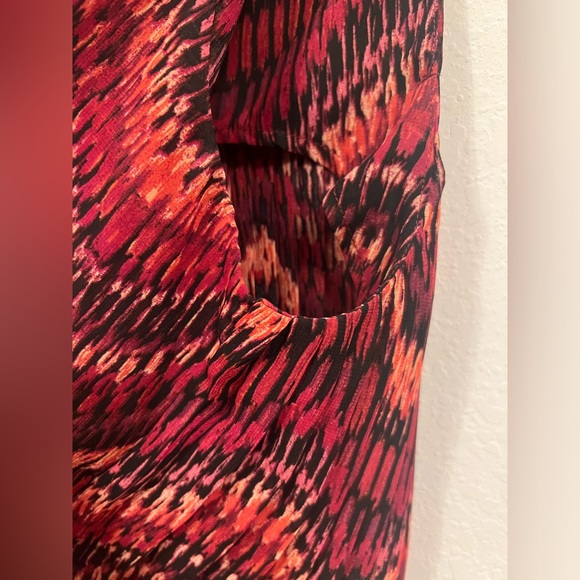 Bundle💕Cache Top & Express Super High Waisted Faux Leather Leggings - Picture 6 of 17